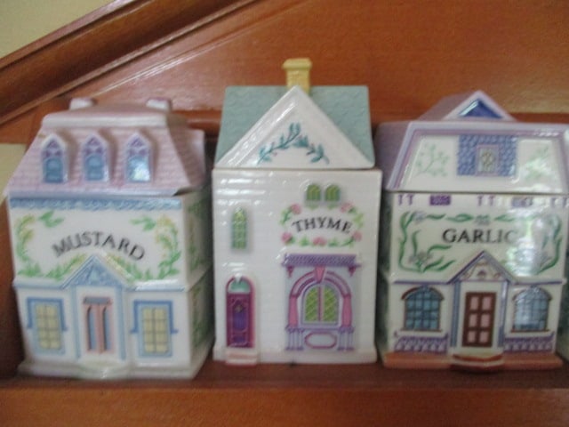 Lenox 24 Piece Spice Village Set with Wood Display - 2