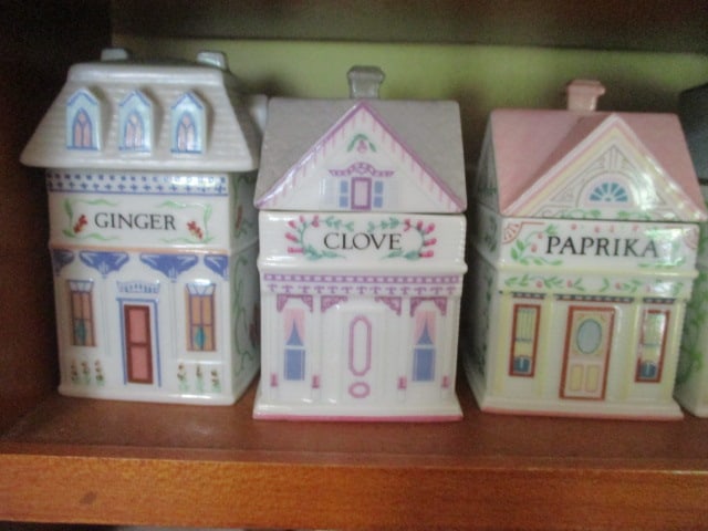 Lenox 24 Piece Spice Village Set with Wood Display - 4