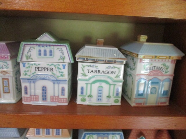 Lenox 24 Piece Spice Village Set with Wood Display - 7