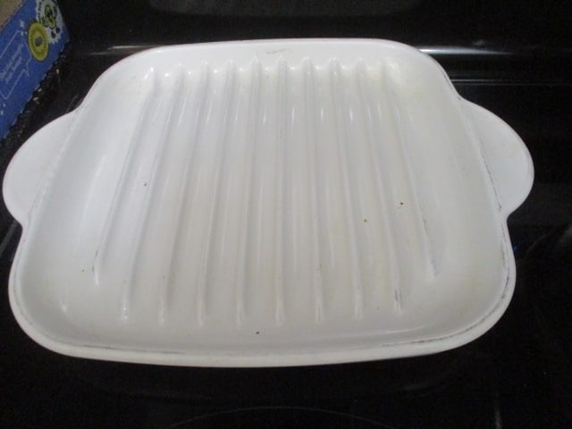 Anchor Hocking "Amber Wheat" Non Stick Baking Dish, Corelle Stoneware Coordinates 1 1/2 Quart - 4