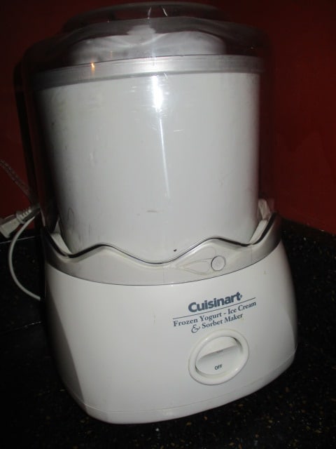 Cuisinart Frozen Yogurt-Ice Cream & Sorbet Maker (1 of 3)