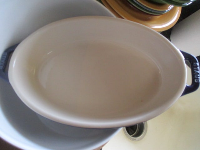 The Pamper Chef Microwave Pasta Stainer, Chillzanne Bowl and Family Heritage Classic - 3