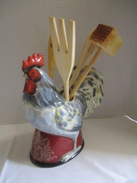 Certified Internationals Susan Winget "Avignon Morning" Utensil Holder and: Wooden Kitchen Utensils. Rooster 9"h