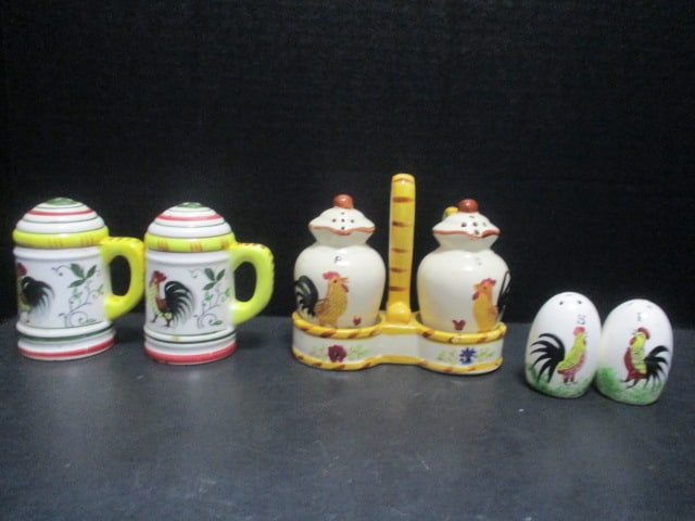 Three Midcentury Ceramic Rooster/Chicken Shaker Sets Made in Japan: crazing