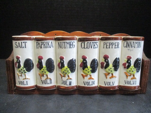 Midcentury Ceramic Rooster/Chicken Spice Jar Set in Wood Display Made in Japan (1 of 4)
