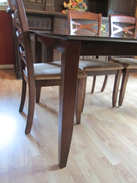 Mahogany Dining Room Table Set - 6