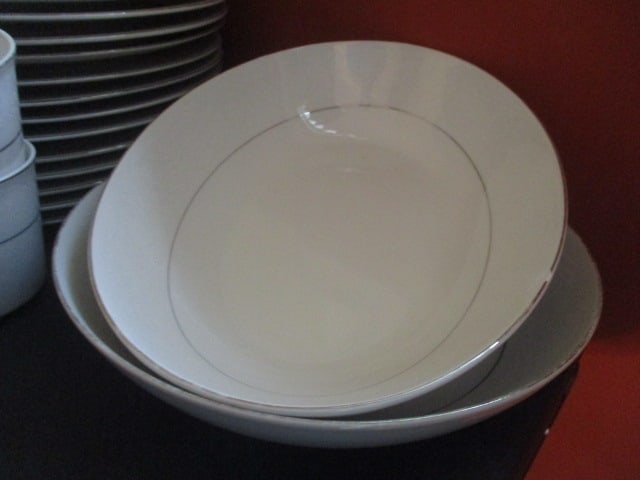 66 Pieces of Southwicke Porcelain China and Serving Pieces - 8