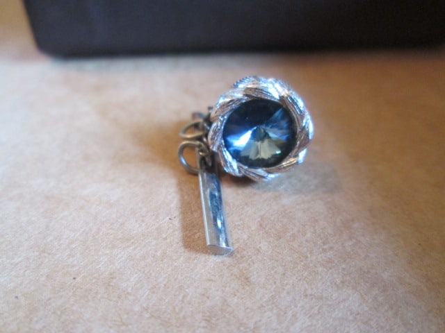 Vintage Mr. Executive Tie Tack and Cuff Link Set in Original Box, Silvertone Tie Tack and - 4