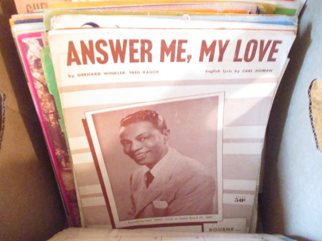 Large Collection of Old 1950-80's Sheet Music and "Sheet Music Magazine" Publications - 3