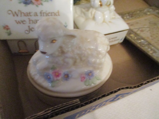 Eight Musical Figurines and Trinket Boxes - 2