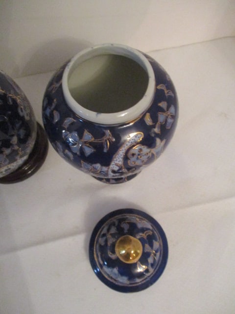 Chinoiserie Porcelain Ginger Jars, Egg and Andrea by Sadek Vase - 3