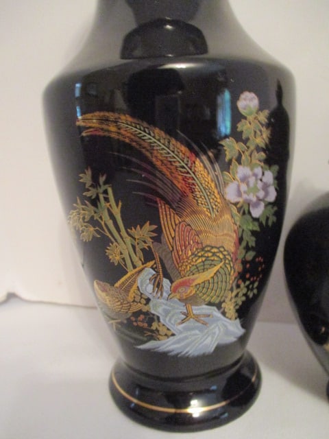 Black Chinoiserie Vase and Ginger Jar with Chinese Pheasant Motif - 2