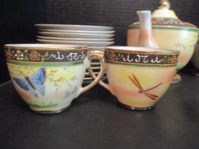 Vintage Old Nippon Dragonfly/Butterfly Japanese Porcelain Tea and Luncheaon Set - 11