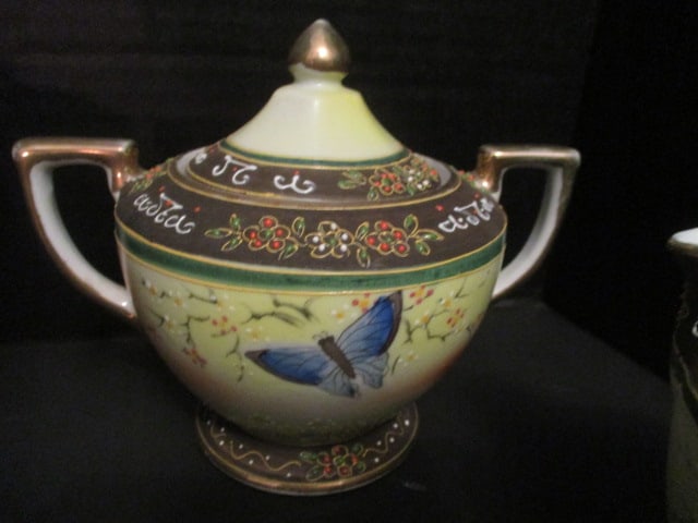 Vintage Old Nippon Dragonfly/Butterfly Japanese Porcelain Tea and Luncheaon Set - 7