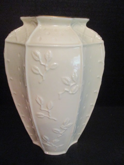 Fitz & Floyd Essentials "The Botanical Collection" Paneled Vase: 9 1/4"h