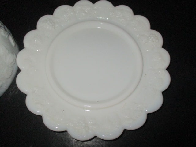 Vintage Westmoreland Glass Milk Glass Butter Dish - 3