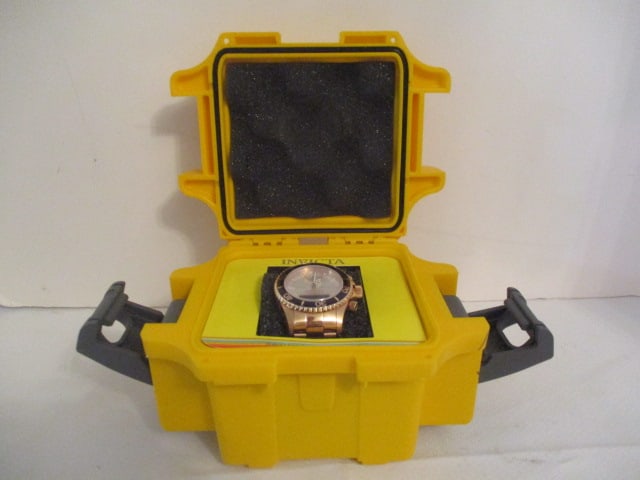 Invicta "Intrinsic" Men's Quartz Watch in Original Package (1 of 3)