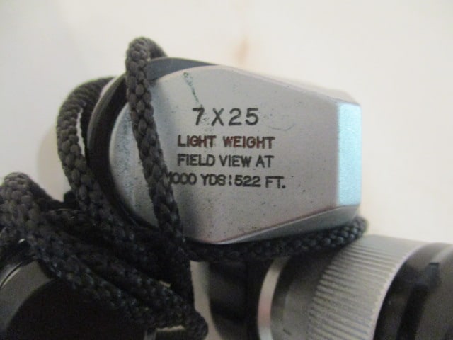 Tasco 7x25 Light Weight No. T 10046 Binoculars - 3