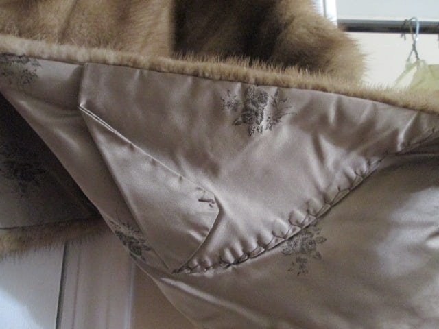 Vintage La Belle Furs Columbia, SC Mink Capelet - 4