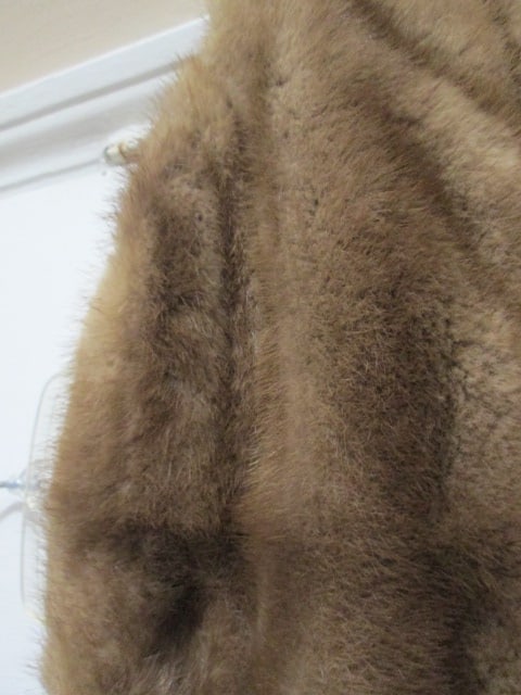 Vintage La Belle Furs Columbia, SC Mink Capelet - 7