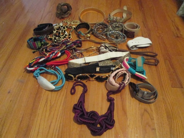 Ladies Fashion Accessory Belts (1 of 8)