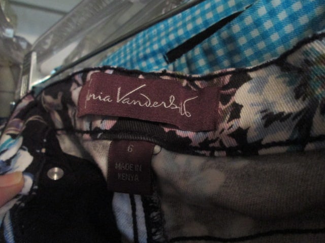 Closet Contents of Name Brand Ladies Fashionable Causal and Date Night Clothing - 18