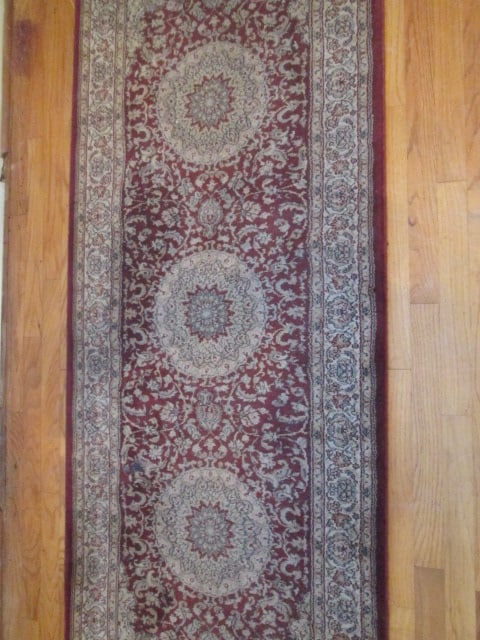 Burgundy/Beige Border Runner - 5