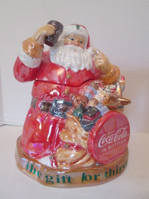 Coca-Cola "The Gift of Thirst" Santa Cookie Jar (1 of 10)