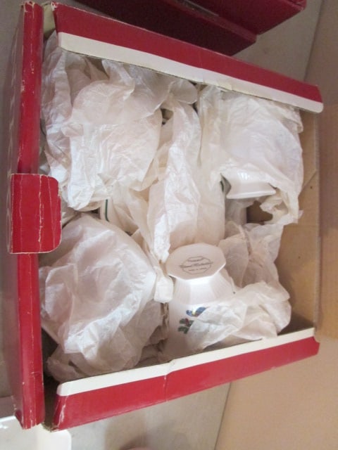 Nikko Christmastime Classic Collection Dinner Ware - 4