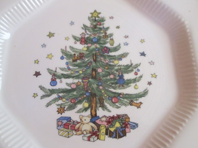 Nikko Christmastime Classic Collection Dinner Ware - 6