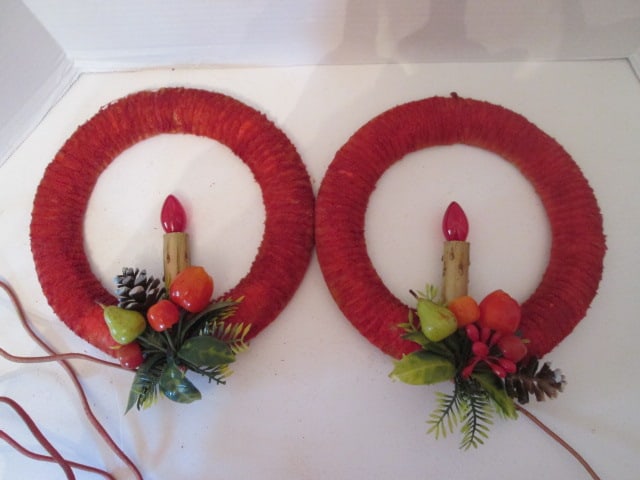 Pair of Vintage Electric Holiday Window Hangers: 9 3/4"dia, has flashing light, both work