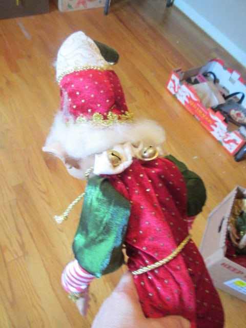 Three Posable Holiday Elves - 7