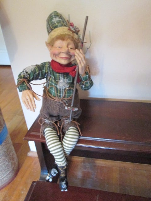 Three Posable Holiday Elves - 8