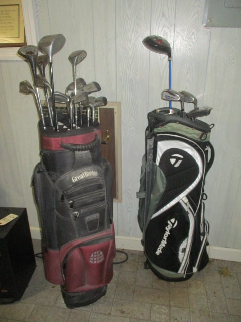 TaylorMade and Great Divider Canvas Golf Bags and Assortment of Clubs: TaylorMade like new, see pictures and preview for club selection, Local Pickup Only