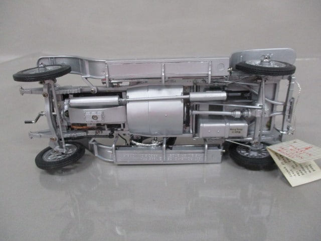 Franklin Mint 1907 Rolls Royce Silver Ghost Diecast Model 1:24 Scale - 10