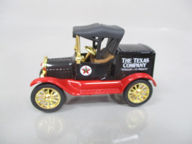 1997 Ertl Texaco Collectors Club 1918 Ford Runabout w/Tin Box - 3