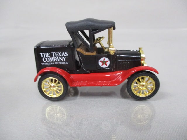 1997 Ertl Texaco Collectors Club 1918 Ford Runabout w/Tin Box - 5