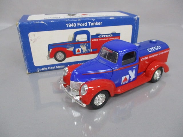 1994 Liberty Classics 1940 Ford Tanker Citco Coin Bank w/Key (1 of 7)