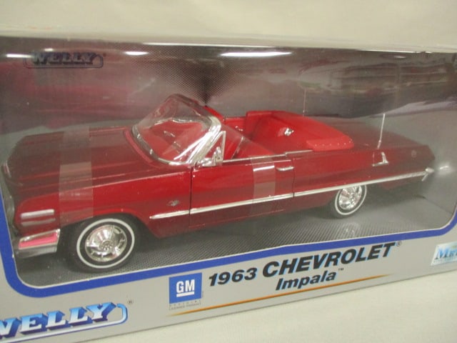 2 Welly Diecast Collectible Cars 1963 Chevrolet Impala 1:24 Scale - 3