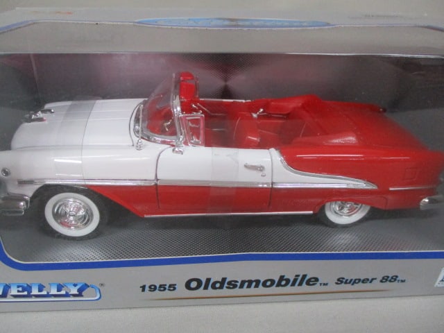 2 Welly Diecast Collectible Cars 1963 Chevrolet Impala 1:24 Scale - 4