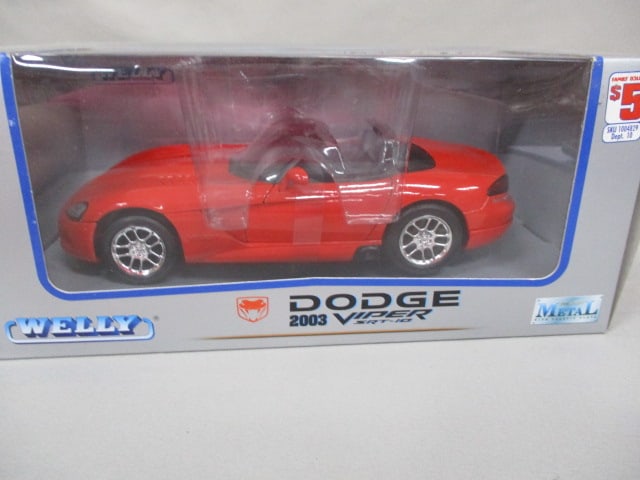 2 Diecast Collectibles Welly 2003 Dodge Viper 1:24 Scale - 2