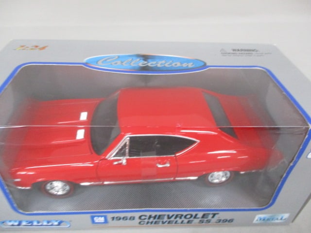 2 Welly Diecast Collectible Cars 1968 Chevrolet Camaro Z28 1:24 Scale - 3
