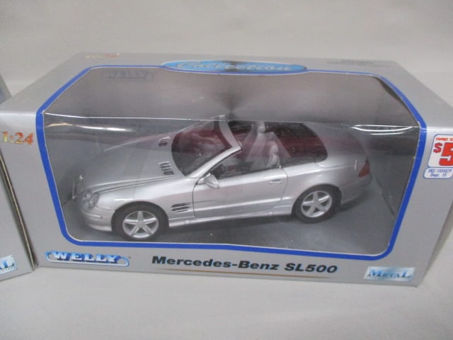2 Welly Diecast Collectible Cars Mercedes-Benz SL 500 1:24 Scale - 2