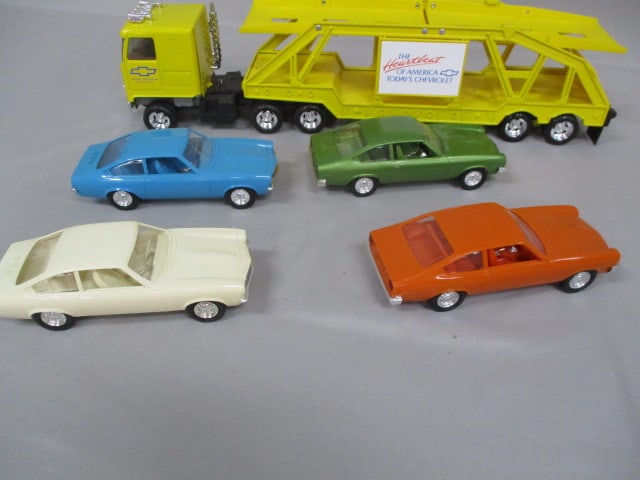 Vintage Chevrolet "Heartbeat of America" Semi Car Carrier Truck 19.5" - 9