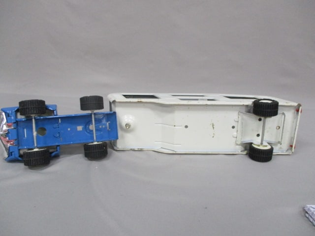 Vintage Tonka Pressed Steel Car Hauler 18" - 7