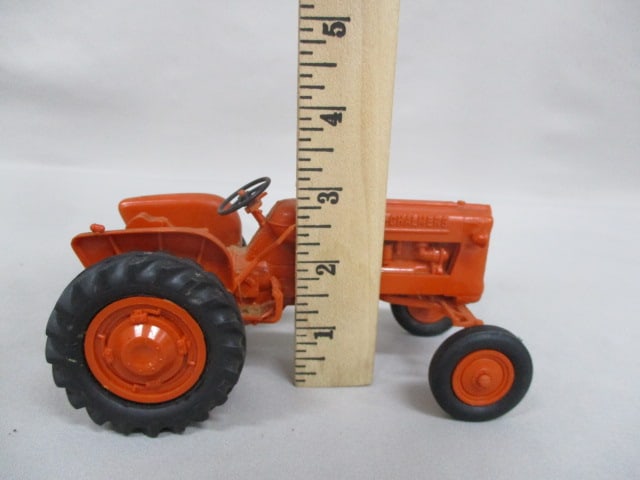 2 Farm Tractors International Harvester Diecast Tractor - 10