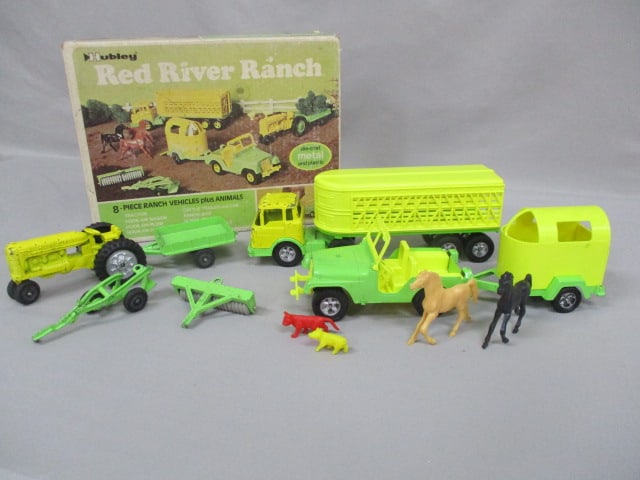Hubley Red River Ranch 8pc Vehicles & Animals Set in Original Box: .