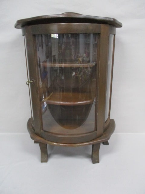 Vintage Footed Tabletop Curio Cabinet w/Curved Sides Glass & Bow Front (1 of 7)