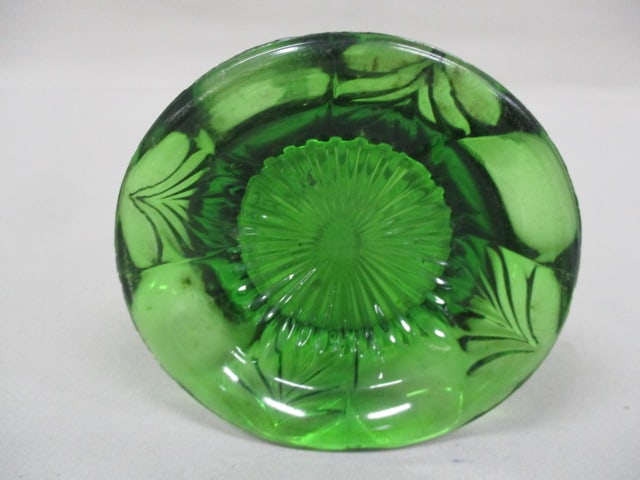 Vintage Mid Century Modern Emerald Green Ribbed Swung Glass Vase 13" - 5