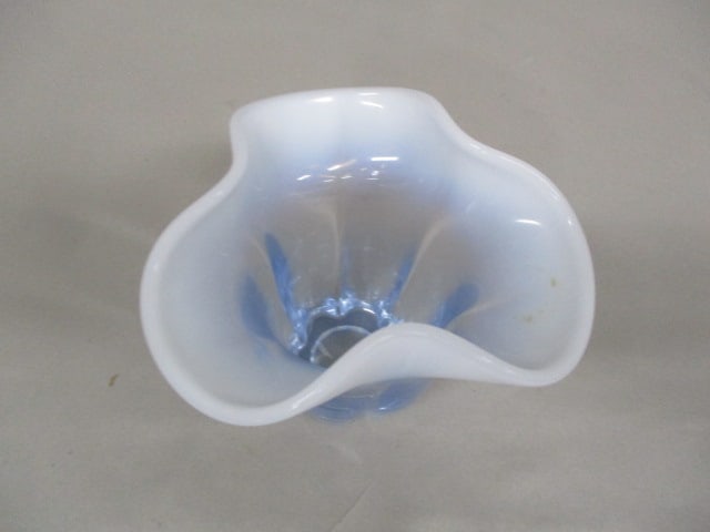 Vintage Duncan & Miller Canterbury Blue Opalescent Glass Vase - 2